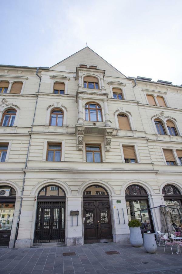 Filip'S Palace Luxurious Apartment Ljubljana Buitenkant foto