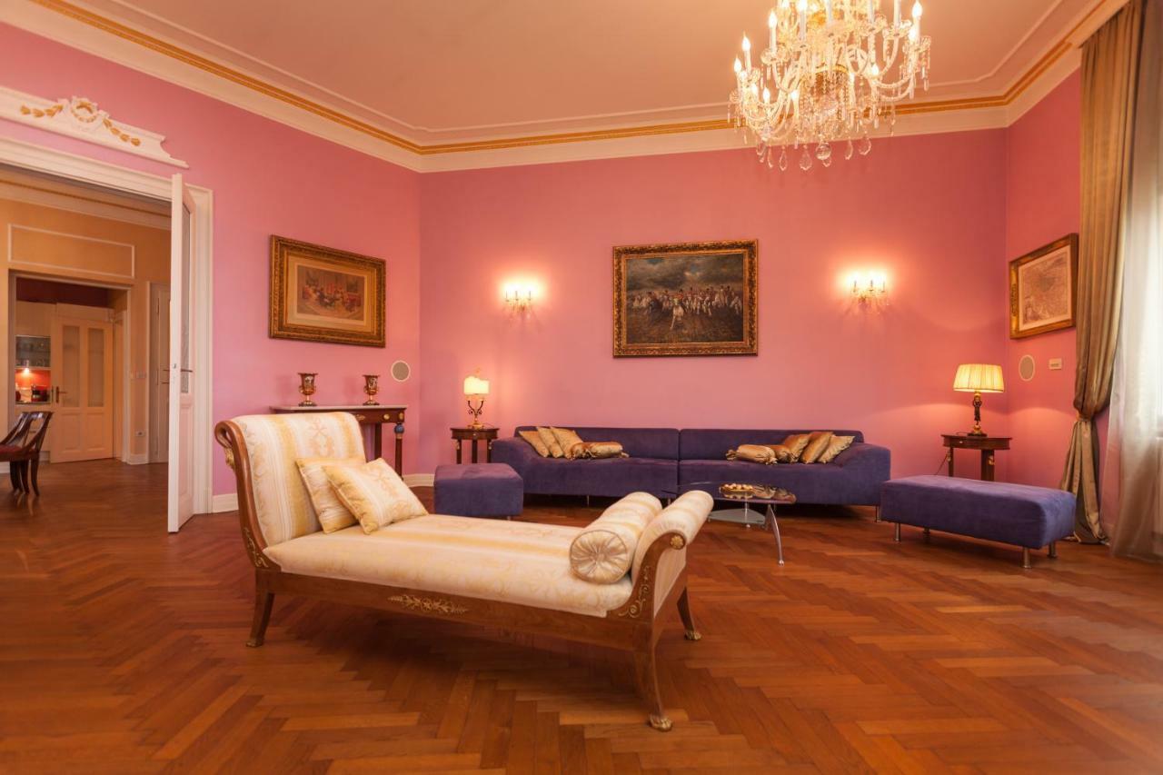 Filip'S Palace Luxurious Apartment Ljubljana Buitenkant foto
