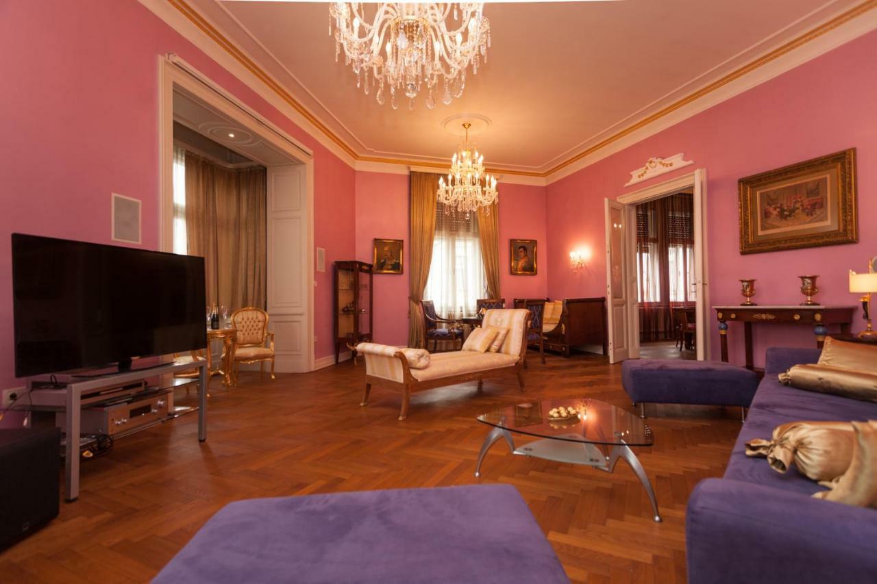 Filip'S Palace Luxurious Apartment Ljubljana Buitenkant foto