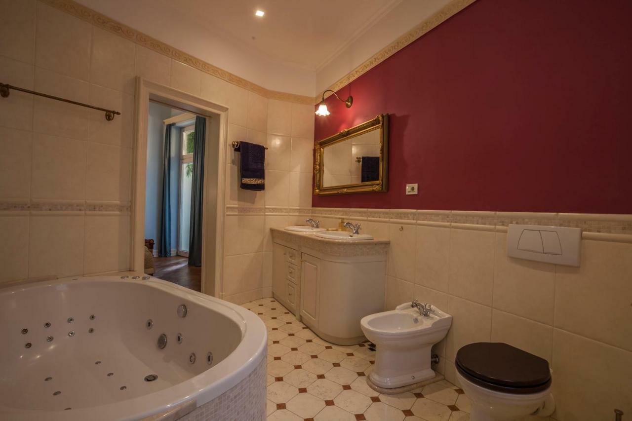 Filip'S Palace Luxurious Apartment Ljubljana Buitenkant foto
