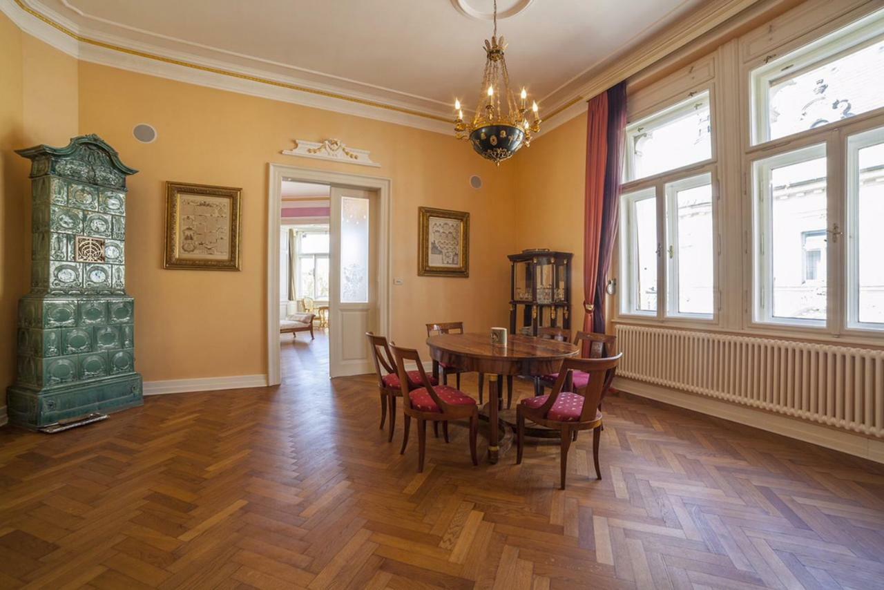 Filip'S Palace Luxurious Apartment Ljubljana Buitenkant foto