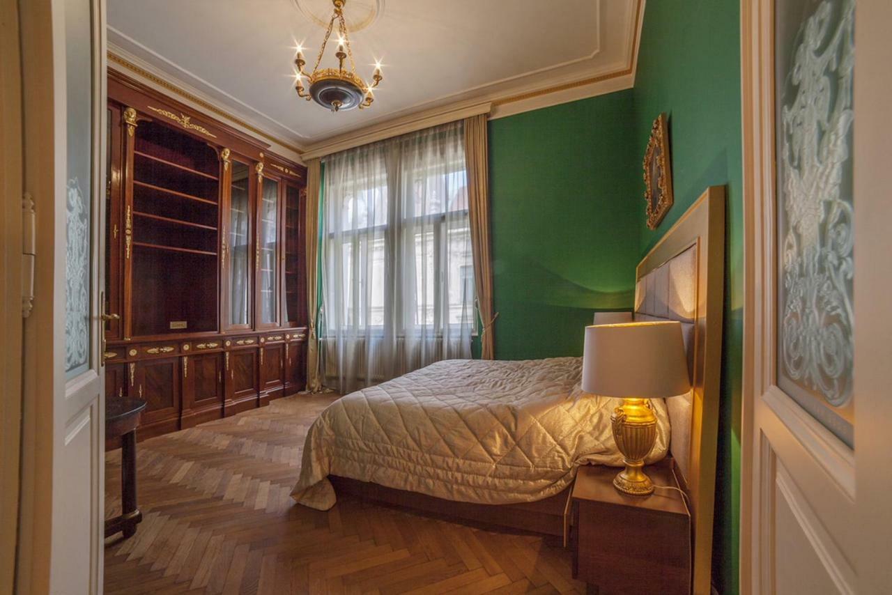 Filip'S Palace Luxurious Apartment Ljubljana Buitenkant foto