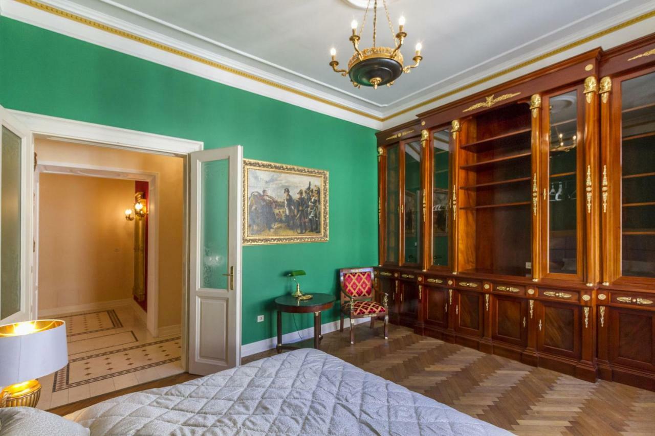 Filip'S Palace Luxurious Apartment Ljubljana Buitenkant foto